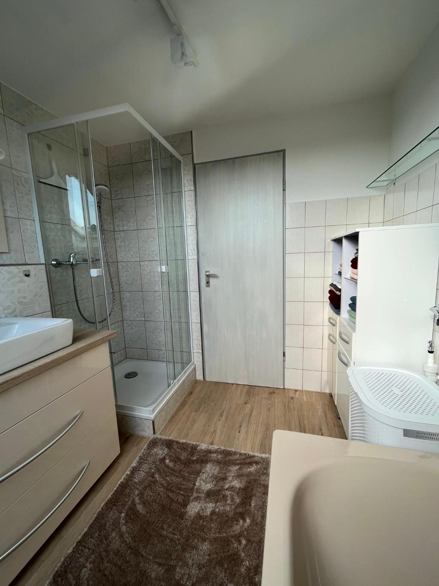 Schoene Wohnung, Bodenseenaehe Ravensbourg Extérieur photo